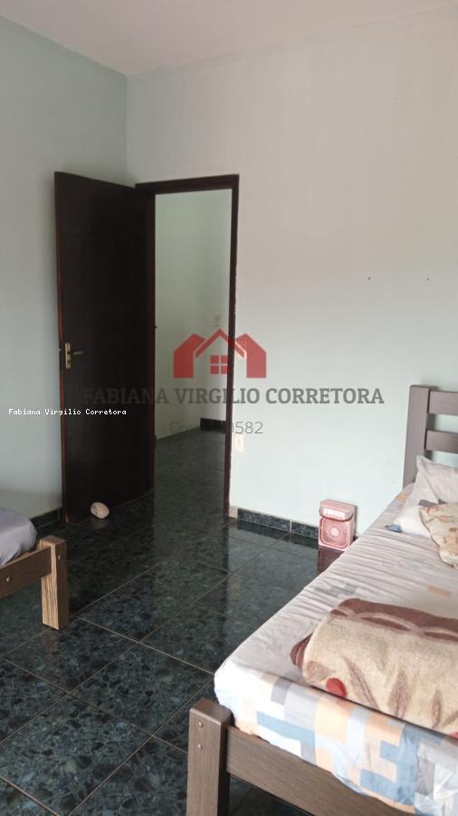 Casa à venda com 3 quartos, 2 banheiros e 1 vaga no Paraíso, Resende (RJ) — foto 24 de 27