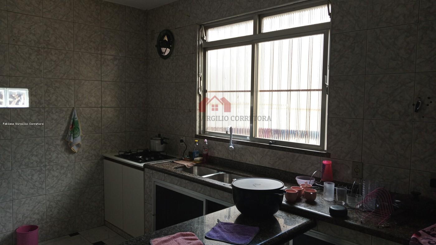 Casa à venda com 3 quartos, 2 banheiros, 1 vaga e 113m² no Paraíso, Resende (RJ) — foto 8 de 22