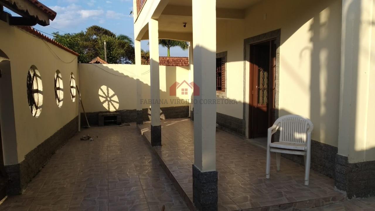 Casa à venda com 4 quartos, 2 suítes, 2 vagas e 244m² no Jardim Itatiaia, Itatiaia (RJ) — foto 3 de 10