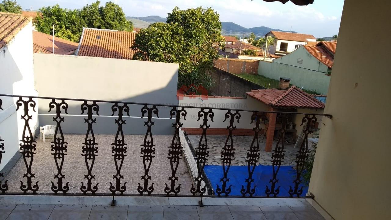 Casa à venda com 4 quartos, 2 suítes, 2 vagas e 244m² no Jardim Itatiaia, Itatiaia (RJ) — foto 6 de 10